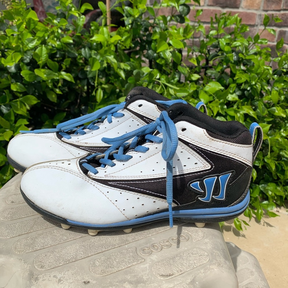 Cleats - Picture 4 of 7